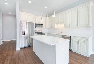 1335 W Taylor Street Chicago IL 60607
