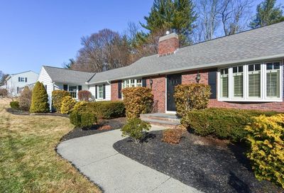 135 Helena Street Leominster MA 01453