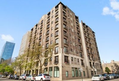 4520 N Clarendon Avenue Chicago IL 60640