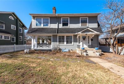 5906 Oak Street Kansas City MO 64113