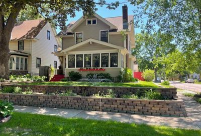 1756 Minnehaha Avenue Saint Paul MN 55104