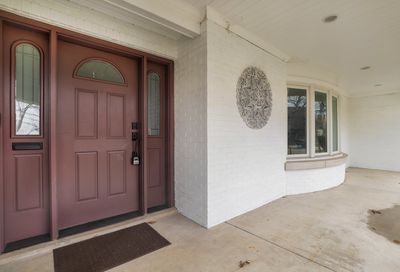 924 E Glenwood Road Glenview IL 60025