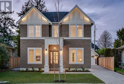 2218 Kinross Ave Oak Bay BC V8R2N5