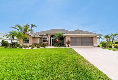 48 Long Meadow Court Rotonda West FL 33947