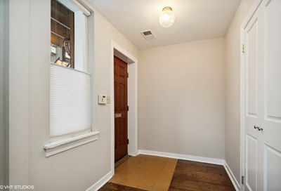 921 W Webster Avenue Chicago IL 60614