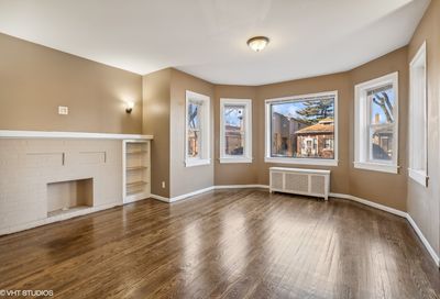 7613 S East End Avenue Chicago IL 60649