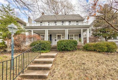 5535 Locust Street Kansas City MO 64110