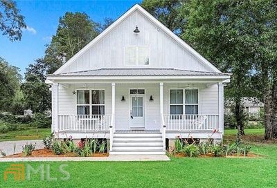 226 Myrtle Street Lavonia GA 30553