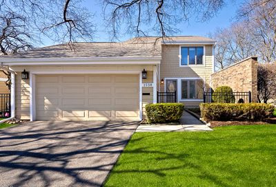 1558 Woodhaven Street Wheaton IL 60189