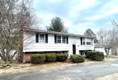 66 Winfisky Dr Stoughton MA 02072