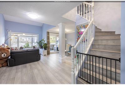 304 1006 CORNWALL STREET New Westminster BC V3M1S2