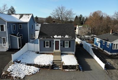 608 Abbott Ave Leominster MA 01453
