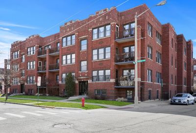 923 Clarence Avenue Oak Park IL 60304