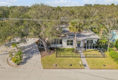 306 S Pine Street New Smyrna Beach FL 32169