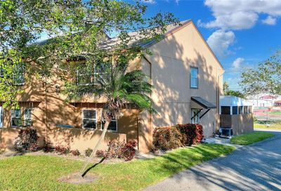 1847 Clearbrooke Drive Clearwater FL 33760