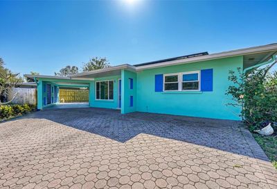 2434 Hamlin Sarasota FL 34239