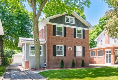 834 N Harlem Avenue River Forest IL 60305