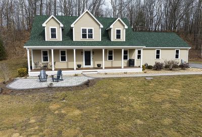 5 Great Pond Way Sterling MA 01564