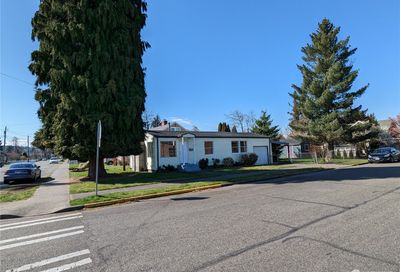 316 12th Street SW Puyallup WA 98371