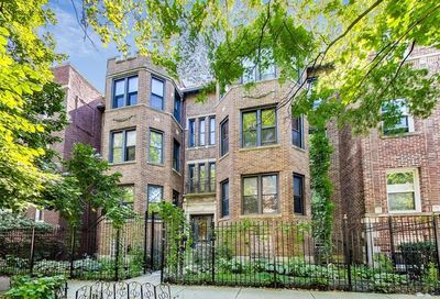 909 W Sunnyside Avenue Chicago IL 60640