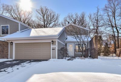 2122 Timber Lane Wheaton IL 60189