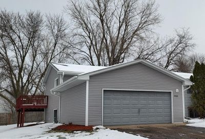 4402 W 132nd Street Savage MN 55378