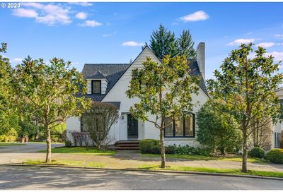 232 SW Marconi Ave Portland OR 97205