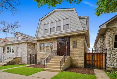 4911 W Melrose Street Chicago IL 60641