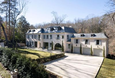 3570 Knollwood Drive NW Atlanta GA 30305