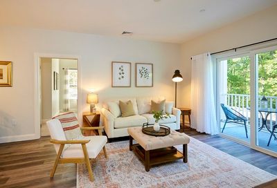 3101 Briarwood Village Clinton MA 01510