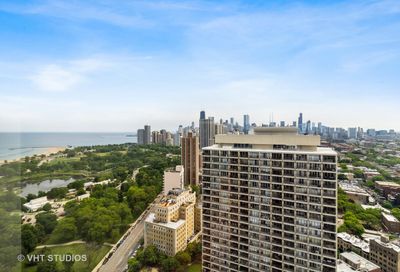 2020 N Lincoln Park West Chicago IL 60614