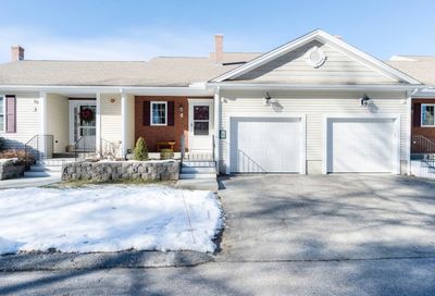 5 Maple Brook Dr Rutland MA 01543