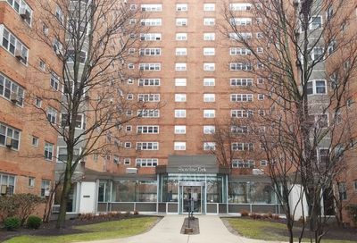 4970 N Marine Drive Chicago IL 60640