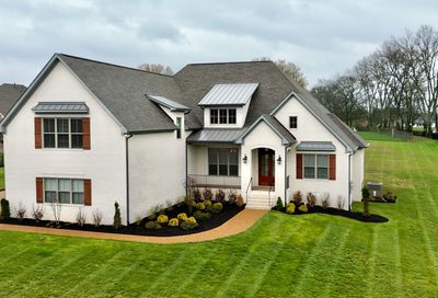2199 Gorden Xing Gallatin TN 37066
