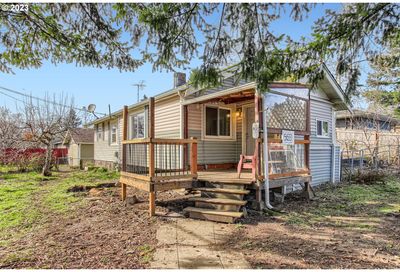 5633 SE 48th Ave Portland OR 97206