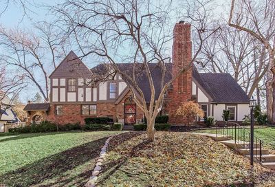 1015 Huntington Road Kansas City MO 64113