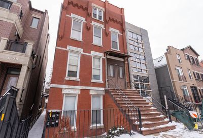 1333 W Walton Street Chicago IL 60642