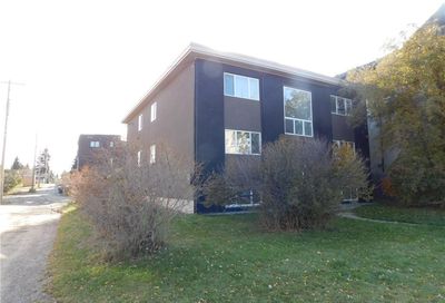 1611 36 Avenue SW Calgary AB T2T2G2