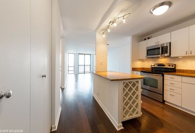 1660 N Lasalle Street Chicago IL 60614