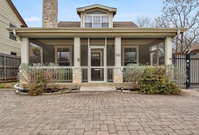 1011 38 1/2 Street Austin TX 78751