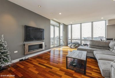737 W Washington Boulevard Chicago IL 60661