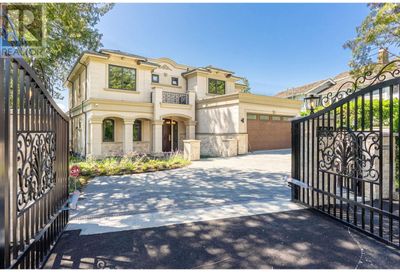 2586 MARINE DRIVE West Vancouver BC V7V1L4