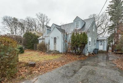 5 W Cottage Avenue Smithfield RI 02828