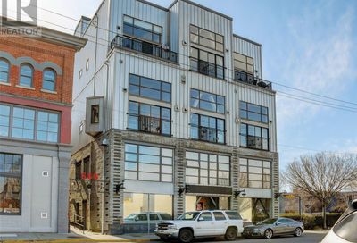 306 555 CHATHAM St Victoria BC V8T1E1