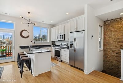 745 N Wolcott Avenue Chicago IL 60622
