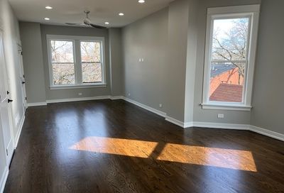 2715 W Potomac Avenue Chicago IL 60622