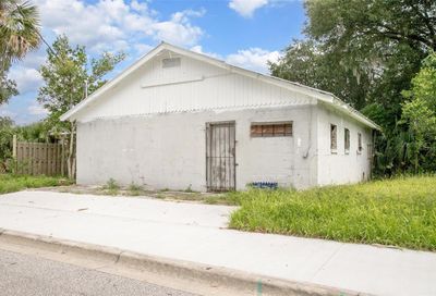 921 S Adelle Avenue Deland FL 32720
