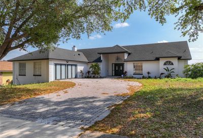 1677 Sackett Circle Orlando FL 32818