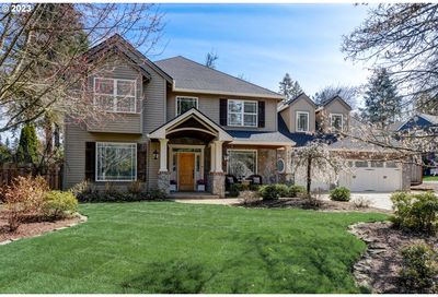 3680 Robin View Dr West Linn OR 97068