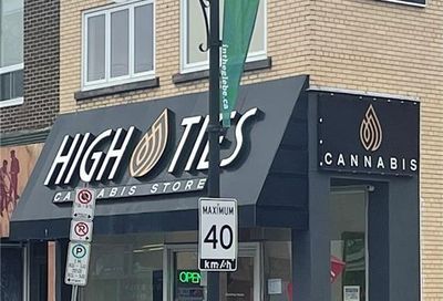 769 BANK STREET Ottawa ON K1S3V3